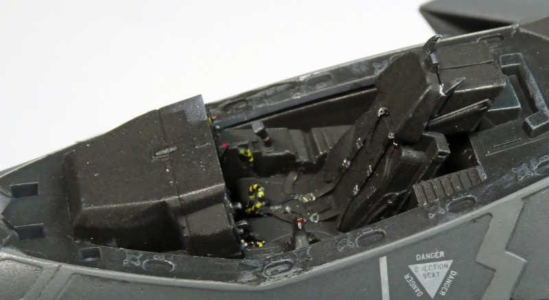 F-35 Cockpit seite.jpg