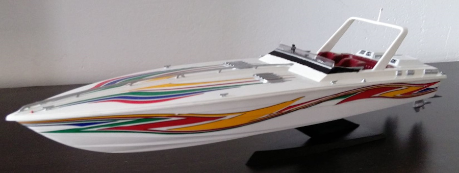 offhore-power-boat-1.jpg