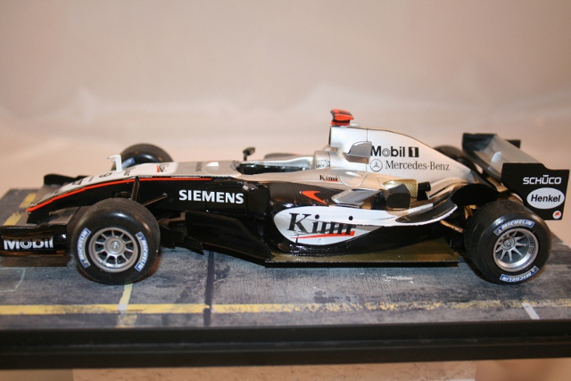 02_McLaren MP4-20.JPG
