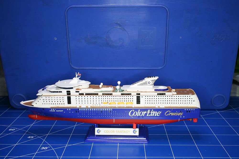 Das ganze Schiff mit Decales.