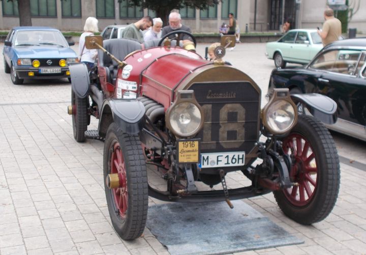 Locomobile_01d.jpg