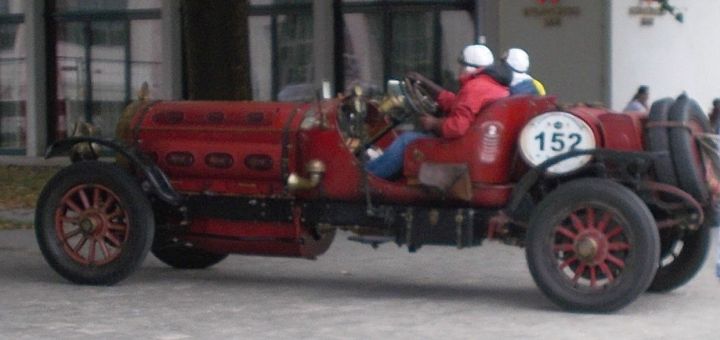 Locomobile_01h.jpg