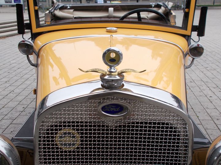 Ford_1934_01f.jpg