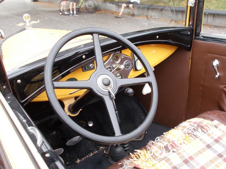 Ford_1934_01h.jpg