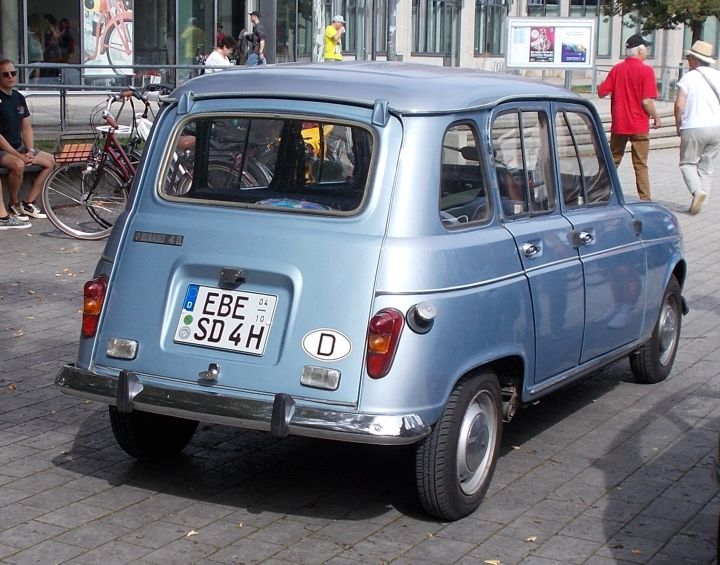 Renault_R4_4b.jpg