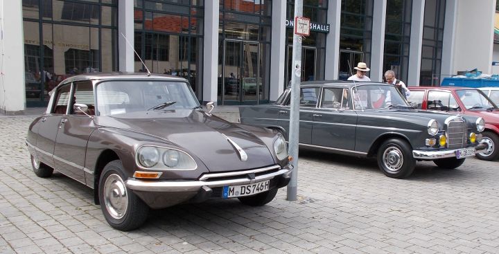 Citroen_DS21_05a.jpg