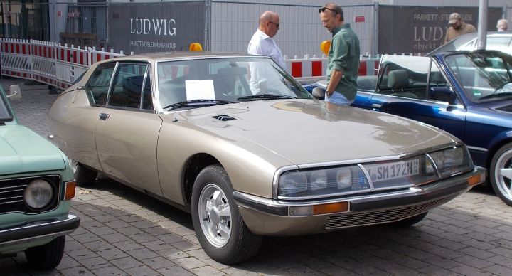 Citroen_SM_04a.jpg