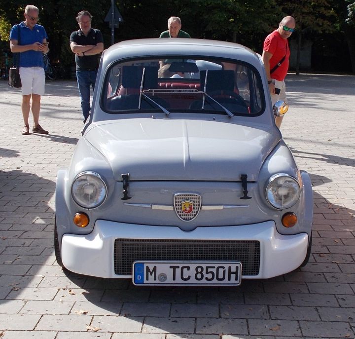 Abarth_02a.jpg