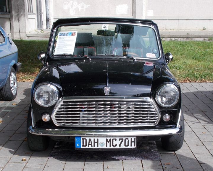 Mini_Cabrio_01a.jpg