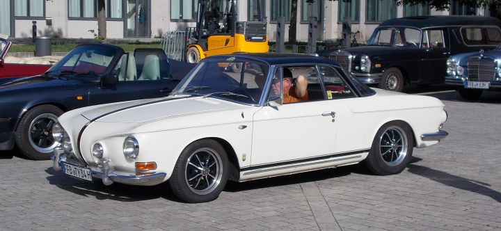 VW_Karmann_1500_01a.jpg
