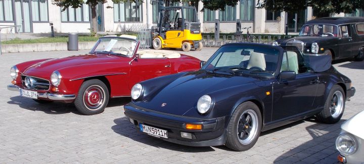 Porsche_911_Carrera_01a.jpg