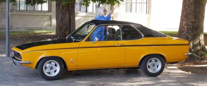 Opel_Manta_02a.jpg