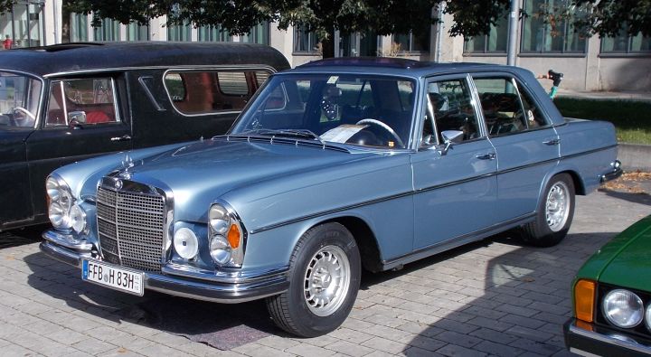 Mercedes_280_01a.jpg