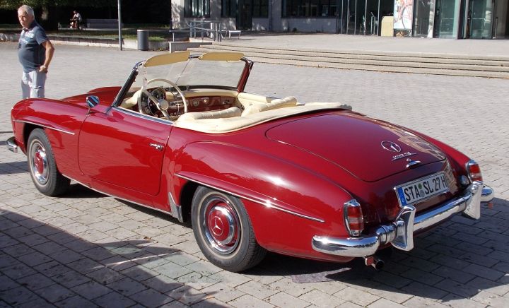 Mercedes_190SL_01c.jpg