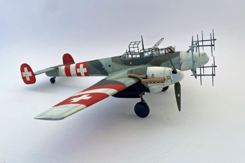 Bf-110 Seite rechts flach.jpg