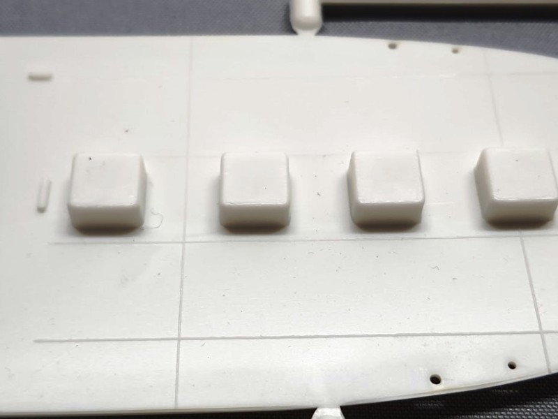 Stahlplatten auf dem Vorschiff