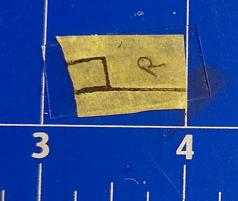 Auf den Blister geklebt