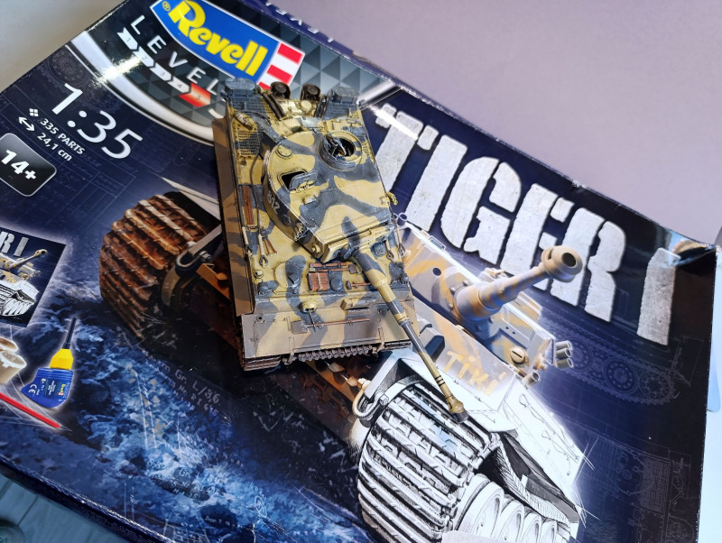 panzerkampfwagen-vi-tiger-i-ausf-e-revell-6.jpg