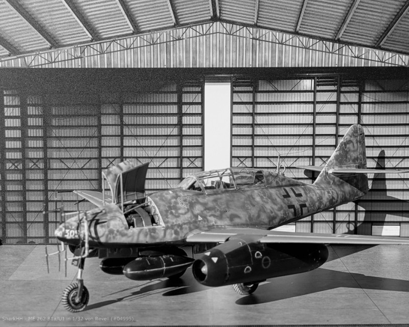 ME262B1aU1 00.jpg