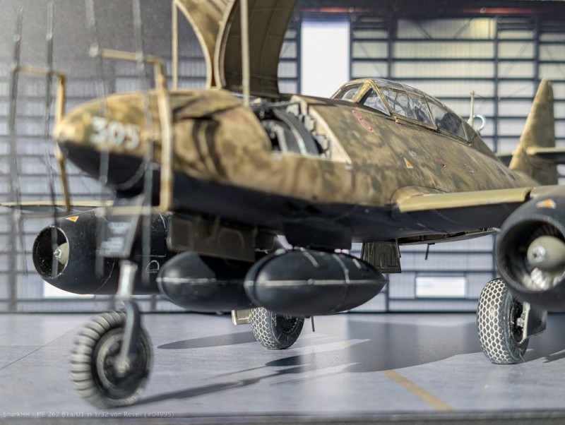 ME262B1aU1 07a.jpg
