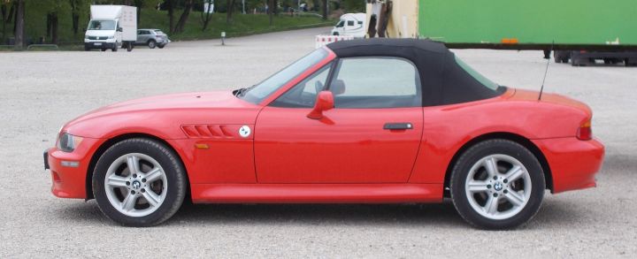 BMW_Z3_01a.jpg