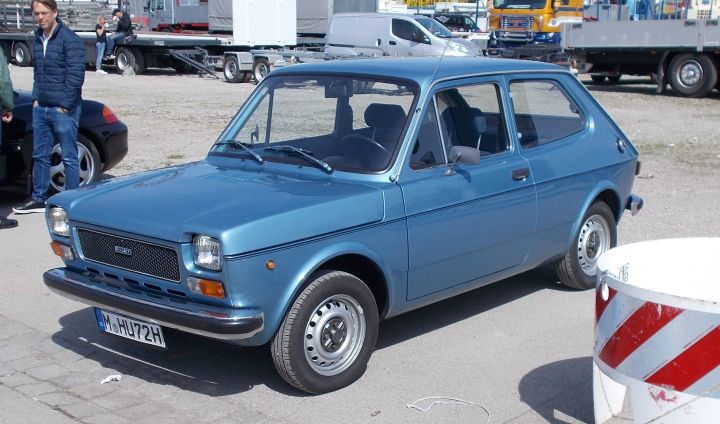 Fiat_127_03a.jpg