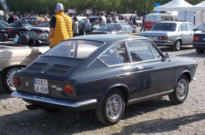 Fiat_850_Coupe_02a.jpg