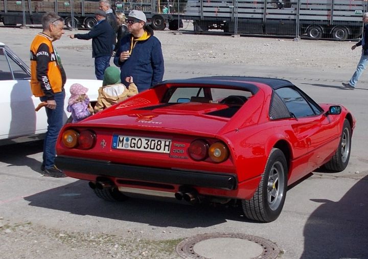 Ferrari_308_02f.jpg