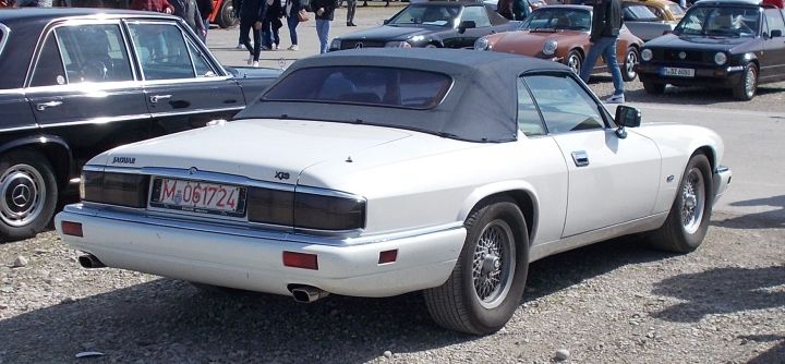 Jaguar_XJS_04.jpg