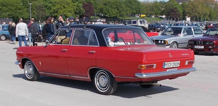 Opel_Rekord_05a.jpg