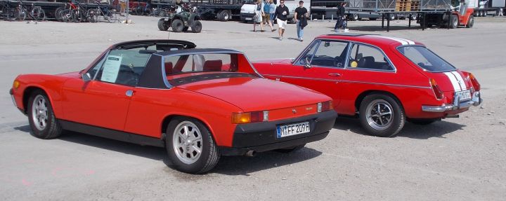 Porsche_914_04b.jpg