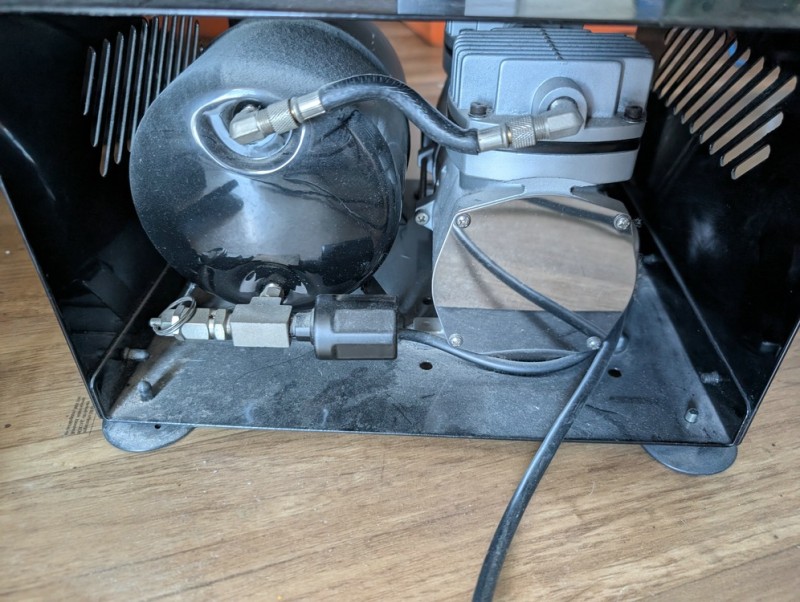 MC Kompressor 01.jpg