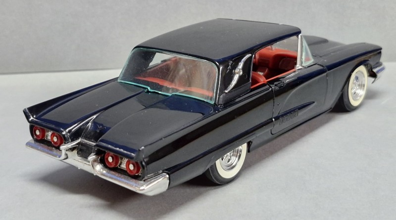 1958 Ford Thunderbird (Monogram)