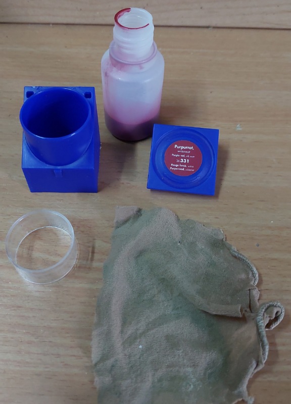 Utensilien (Trägerrolle vom Tesa Film)