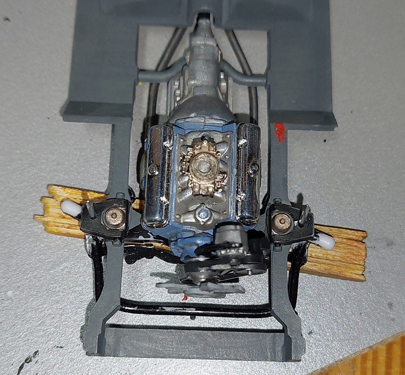 Achskörper in Fahrgestell3