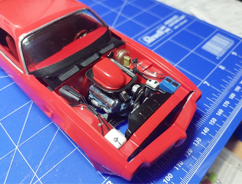 Motor mit Luftfilter