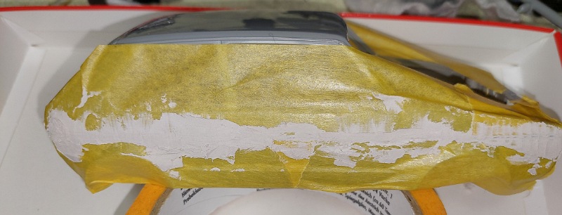 Maskiert gespachtelt mit plasto