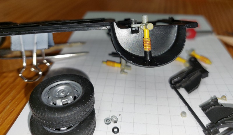 Grau=Federbein mit geänderter Zapfen Position