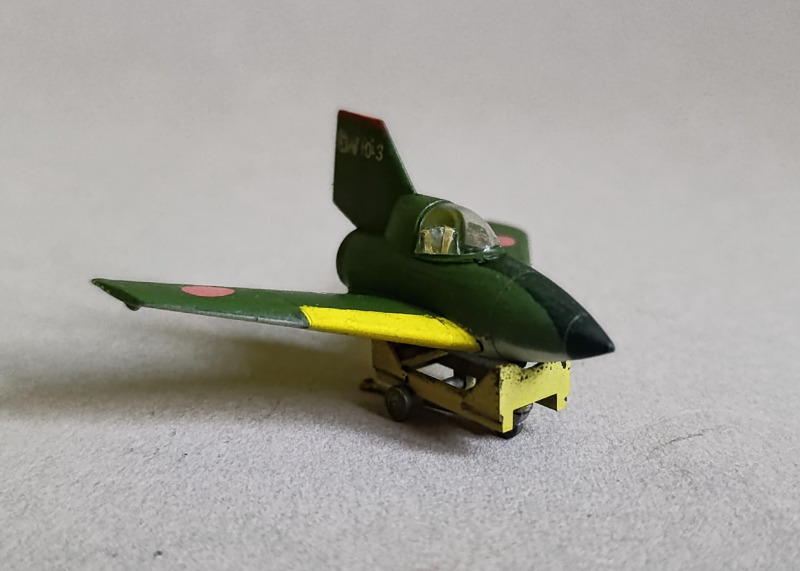 tai-atari-yuyoku-funshinden-vollglaskanzel-variante-planet-models-2.jpg
