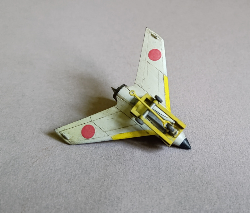 tai-atari-yuyoku-funshindan-mit-eckiger-kanzel-planet-models-3.jpg