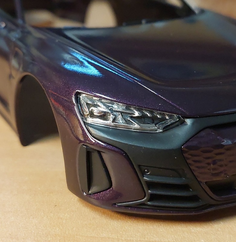 Schwarz vom Chrom "poliert"