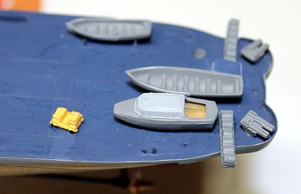 16-Boote am Heck.jpg