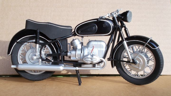 BMW_R69_03.jpg