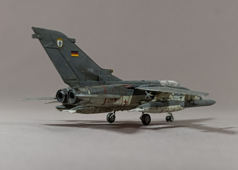 panavia-tornado-ids-revell-4.jpg
