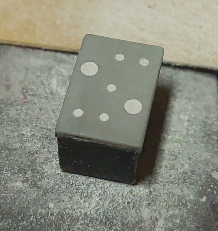 angerissen und vorgebohrt